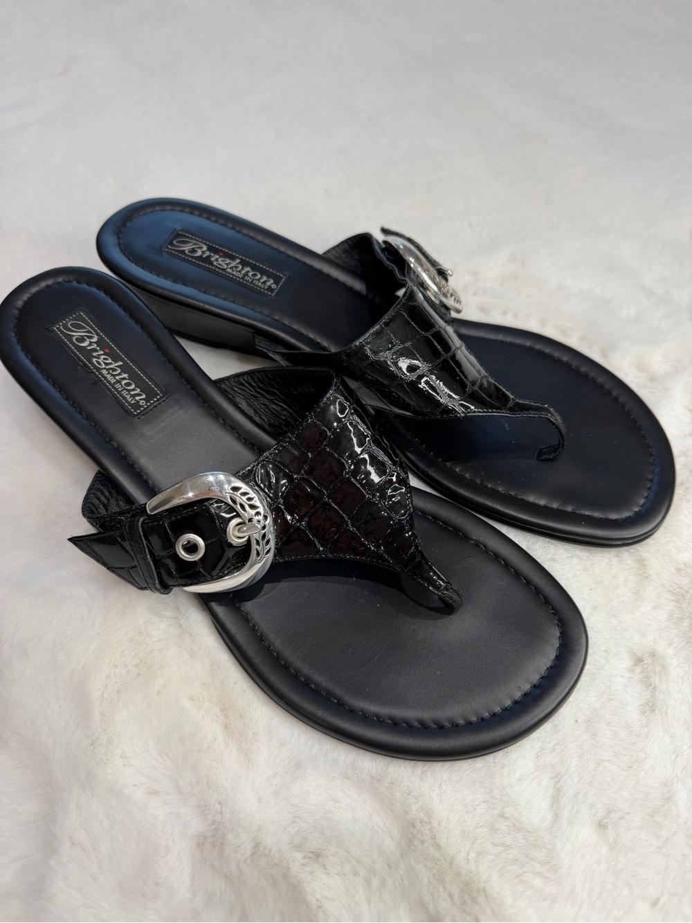 Brighton Black Croc-Embossed Leather Thong Sandals with Silver Buckle Size 9